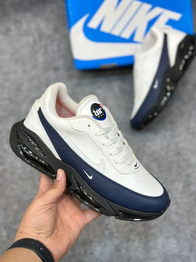 NIKE AIR MAX PULSE