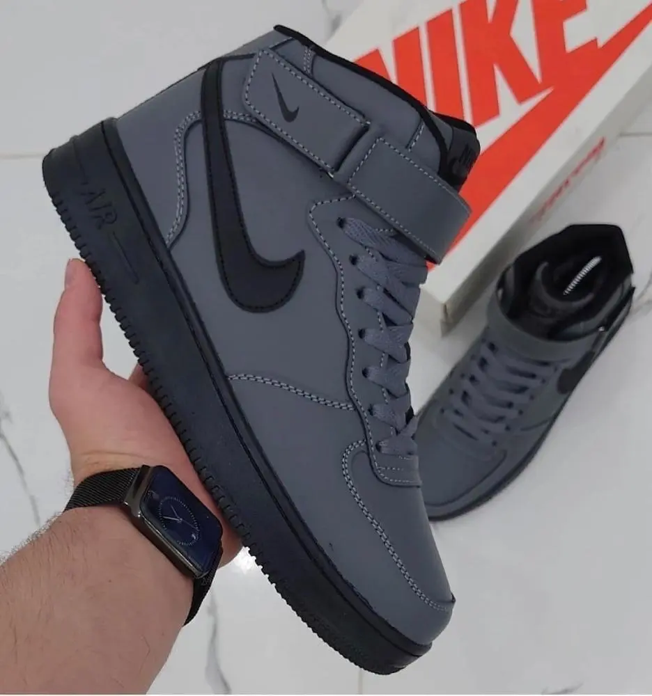 NIKE AIR FORCE
